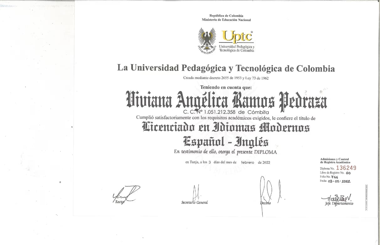 Verified degree or teaching certification of Viviana 