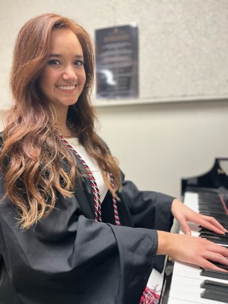 Graduation ceremony photo of Nicole 