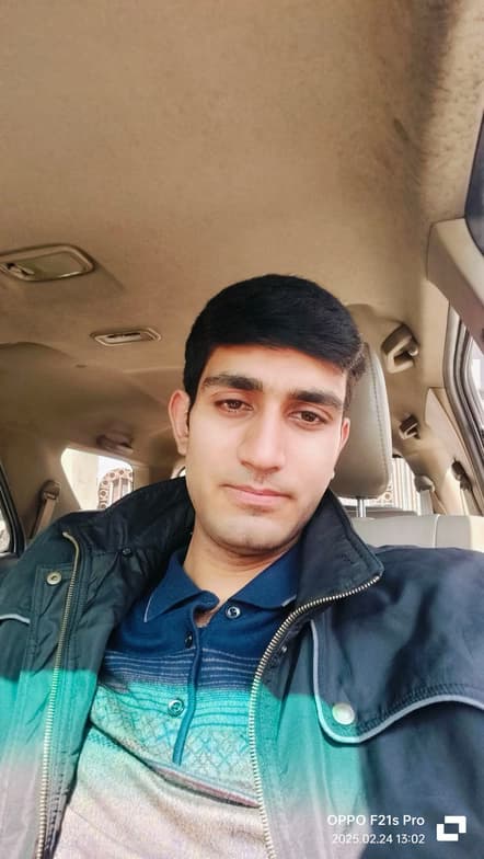 Profile photo of Amir Misbah , Engineering tutor at Wiingy 