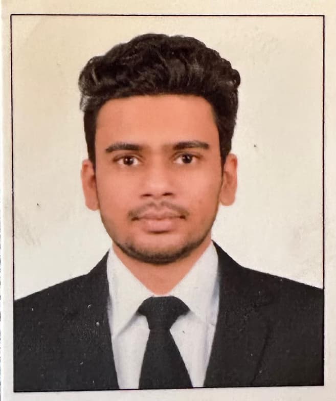 Profile photo of Rajvardhan, Engineering tutor at Wiingy 