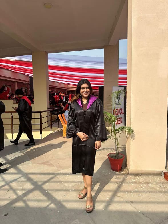 Graduation ceremony photo of Vanshika 