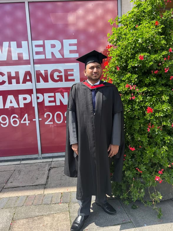 Graduation ceremony photo of Maharshhi  