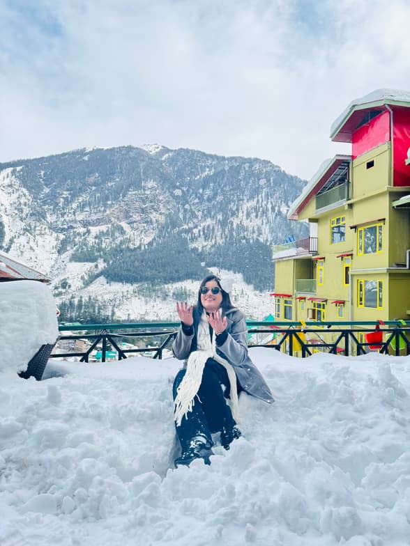 Travel snapshot of Sania during a trip 