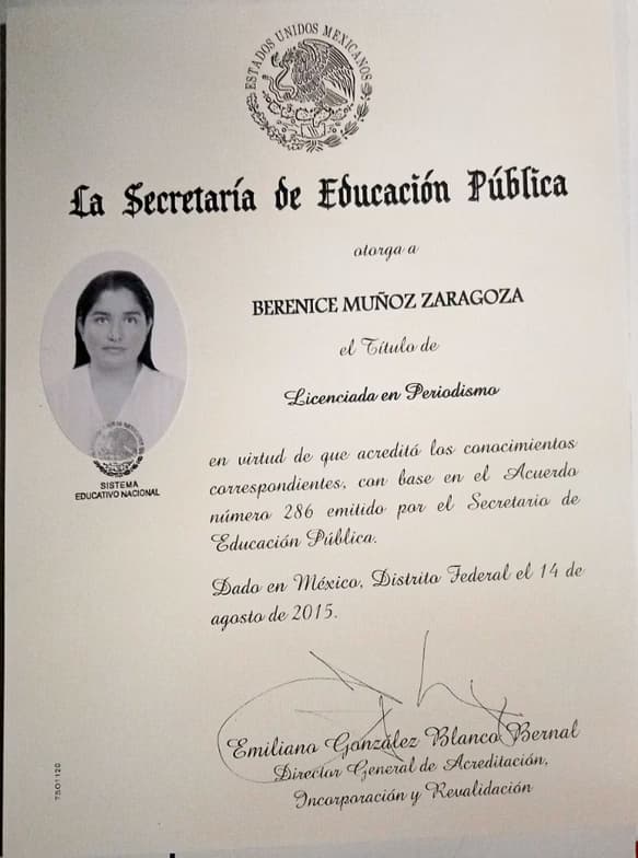 Verified degree or teaching certification of Berenice 