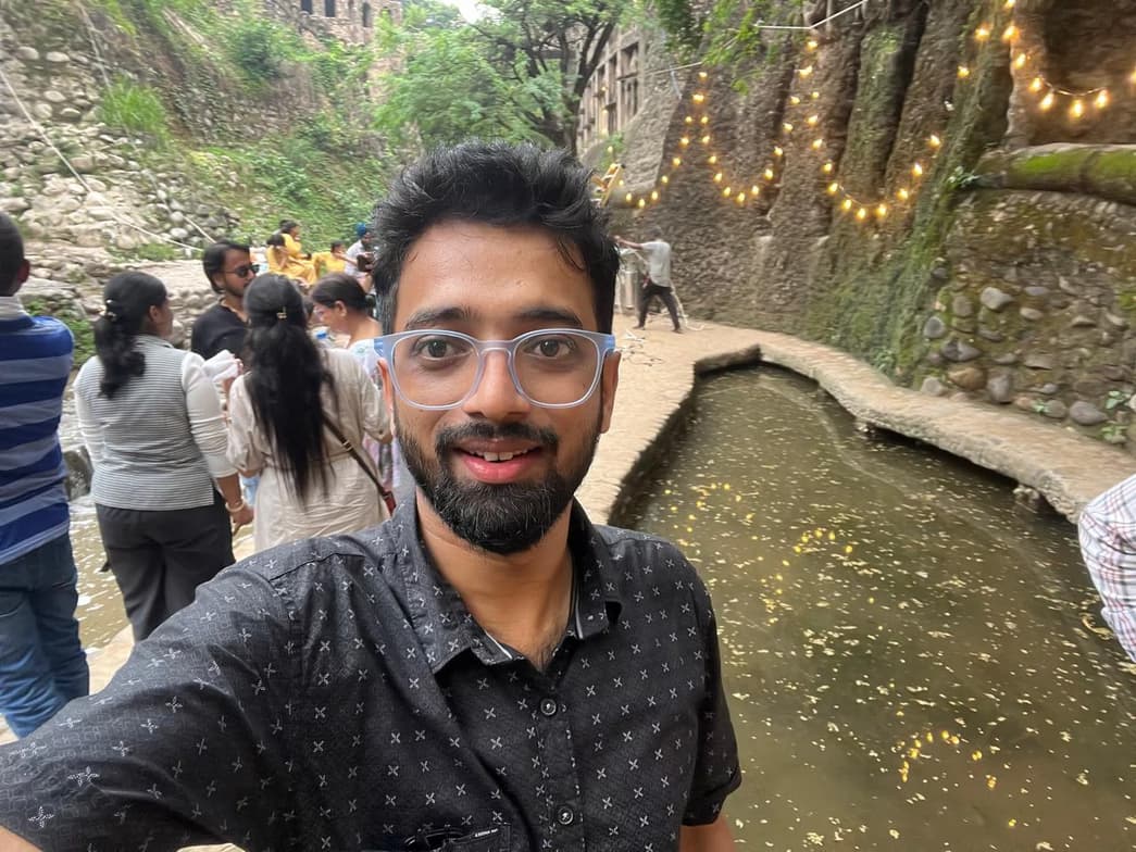 Travel snapshot of Amit during a trip 
