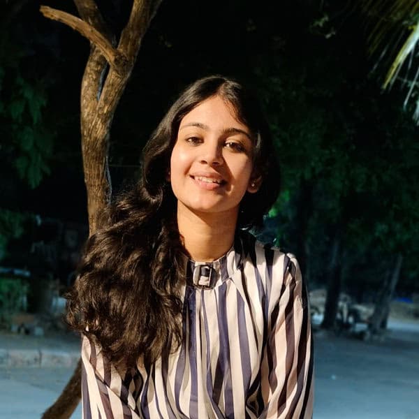 Profile photo of Mahima, Coding tutor at Wiingy 