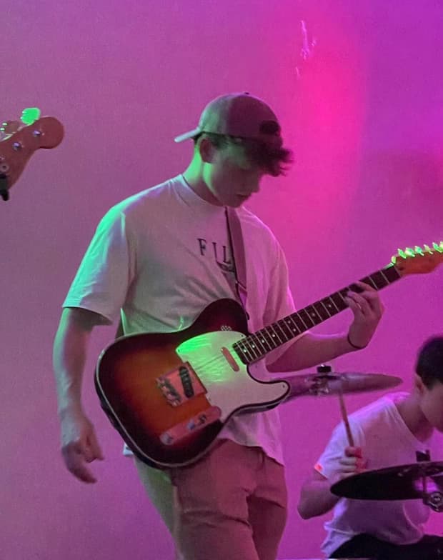 Casual photos of Oscar, Wiingy tutor 