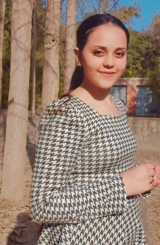 Profile photo of KIRAT, English tutor at Wiingy 