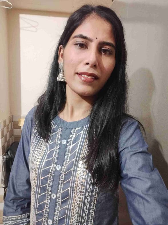 Profile photo of Sakshi , Mathematics tutor at Wiingy 