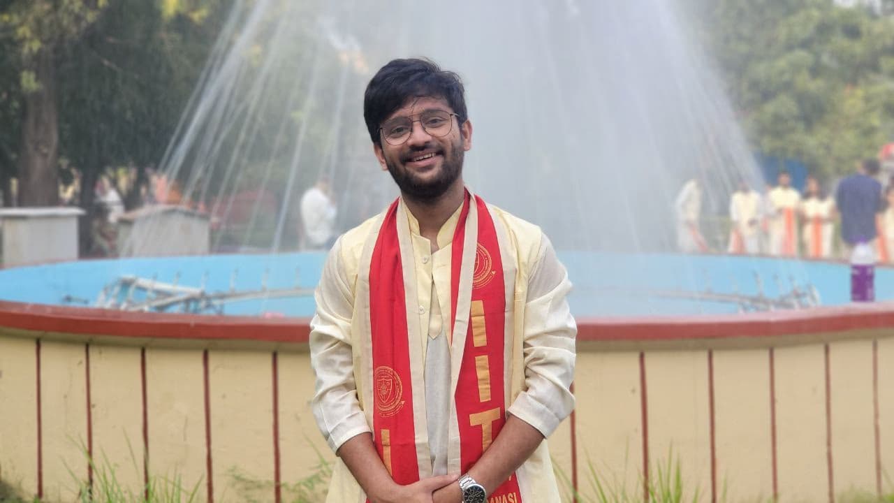 Profile photo of Sarthak, Physics tutor at Wiingy 