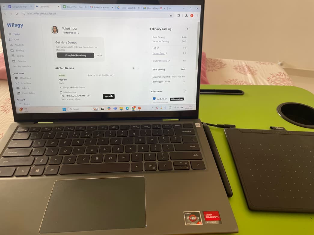 Teaching setup of Khushbu for private tutoring 