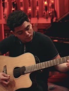 Profile photo of Omar  Mora, undefined tutor at Wiingy