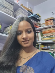 Profile photo of hema gupta, undefined tutor at Wiingy