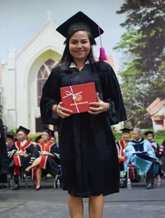 Profile photo of Stephanie Jean Alunan, undefined tutor at Wiingy