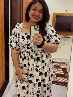 Profile photo of Bhavika  Kate, undefined tutor at Wiingy