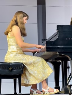 Profile photo of Sophia Danchine, undefined tutor at Wiingy