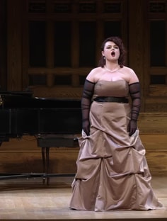 Profile photo of Julia MacVicar, undefined tutor at Wiingy