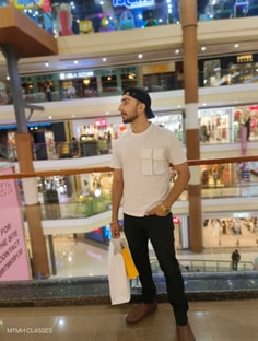 Profile photo of Daljinder Singh, undefined tutor at Wiingy