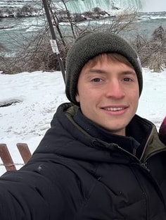 Profile photo of Owen Thornton, undefined tutor at Wiingy