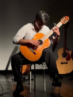 Profile photo of Hussan ul Maab, undefined tutor at Wiingy