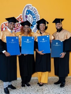 Profile photo of Ivonne  Araujo Garcia , undefined tutor at Wiingy