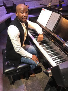 Profile photo of Tshilidzi Ndou, undefined tutor at Wiingy