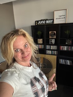 Profile photo of K Thompson, undefined tutor at Wiingy