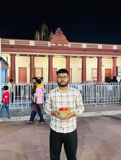 Profile photo of Sourabh chakraborty, undefined tutor at Wiingy