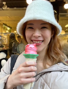 Profile photo of June Lee, undefined tutor at Wiingy