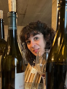 Profile photo of Thea Volant, undefined tutor at Wiingy