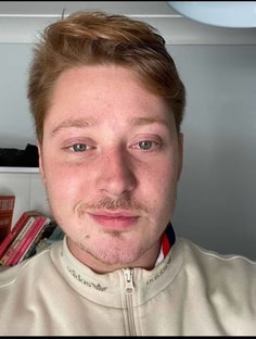 Profile photo of Barnaby Gard, undefined tutor at Wiingy