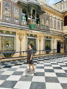 Profile photo of Yogeshwari , undefined tutor at Wiingy