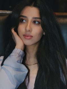 Profile photo of sarah davis, undefined tutor at Wiingy