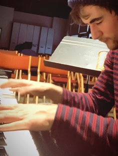 Profile photo of Robert Vetri, undefined tutor at Wiingy