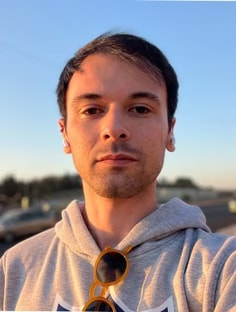 Profile photo of Adrian Latham, undefined tutor at Wiingy