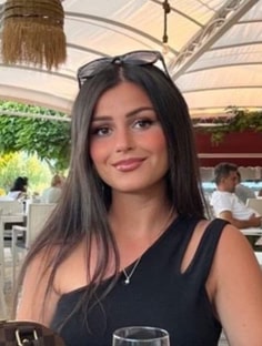 Profile photo of Aria Langston, undefined tutor at Wiingy