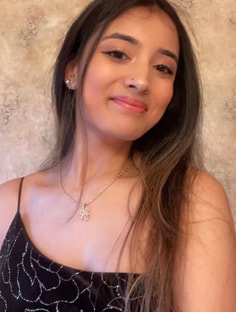 Profile photo of Diya Patel, undefined tutor at Wiingy