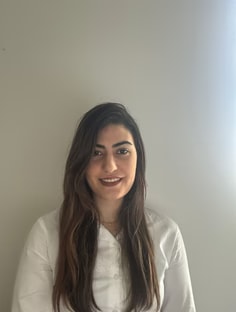 Profile photo of Faezeh Bazregari, undefined tutor at Wiingy
