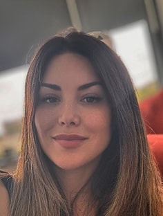 Profile photo of Ivy	 Henderson, undefined tutor at Wiingy