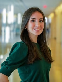 Profile photo of Mia Parker, undefined tutor at Wiingy