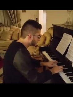 Profile photo of Arman Esfahani, undefined tutor at Wiingy