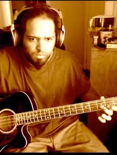 Profile photo of Edward Thompson-Matthews, undefined tutor at Wiingy