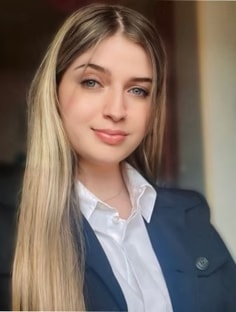 Profile photo of Violet Ramsey, undefined tutor at Wiingy