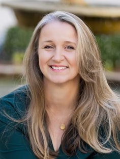 Profile photo of Yvaine Harper, undefined tutor at Wiingy