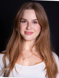 Profile photo of Hester Potter, undefined tutor at Wiingy