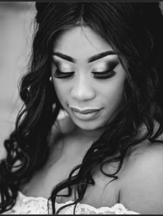 Profile photo of Lola Sagay, undefined tutor at Wiingy