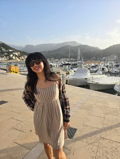 Profile photo of Fernanda Salazar, undefined tutor at Wiingy