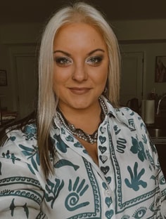 Profile photo of Ms. Andrea/Andy Hinkle , undefined tutor at Wiingy