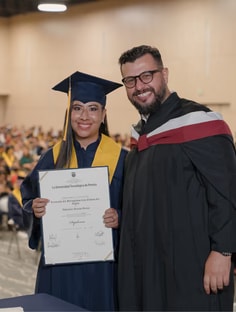 Profile photo of Valentina Arenas García, undefined tutor at Wiingy