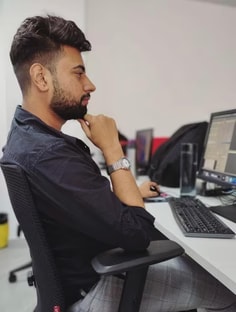 Profile photo of Anmol Chabbra, undefined tutor at Wiingy